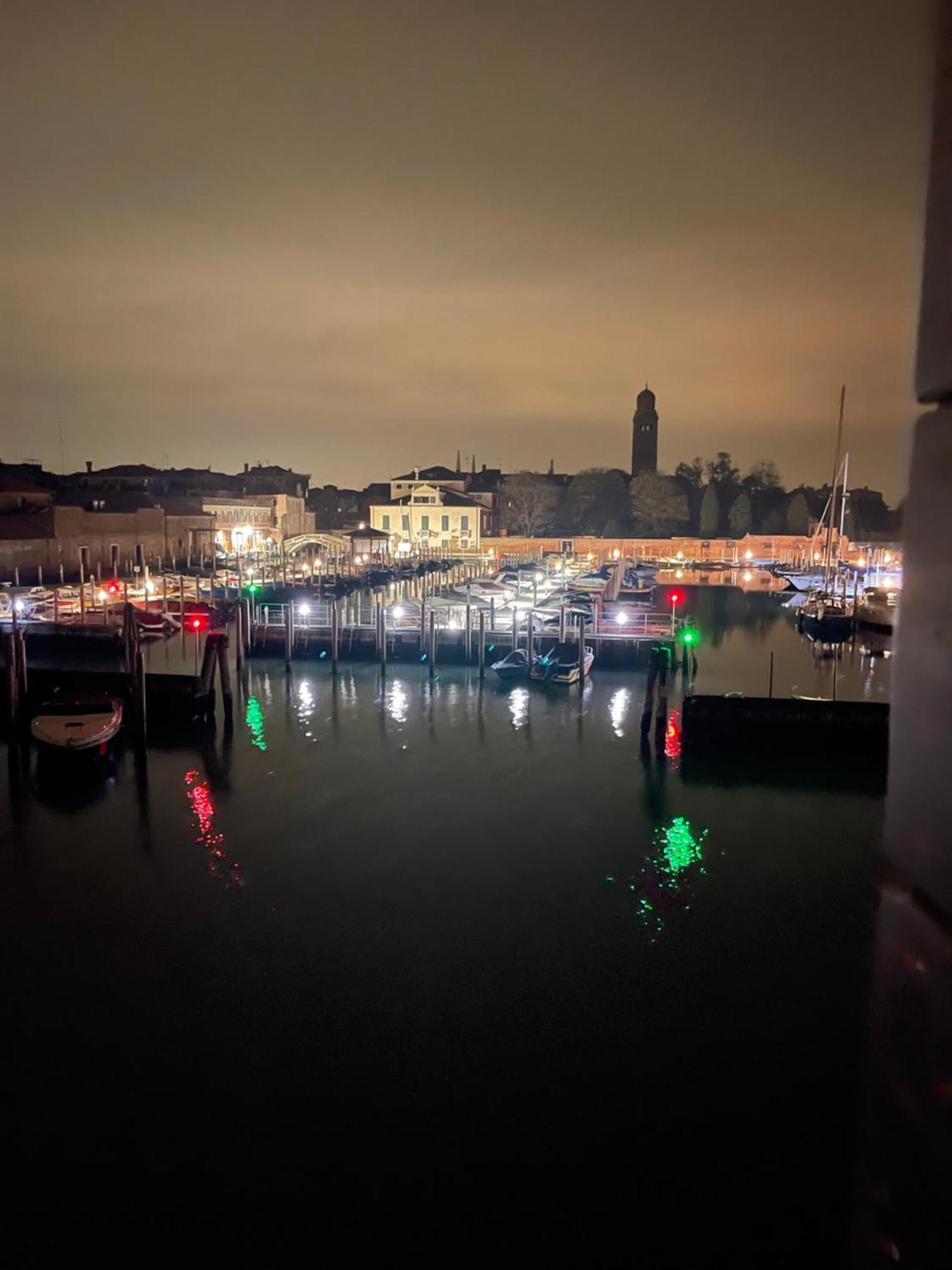Harry'S Canal View Venice Exterior photo